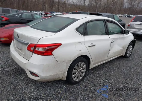 2017 Nissan Sentra S z USA, uszkodzony, nr VIN 3N1AB7AP8HY296828